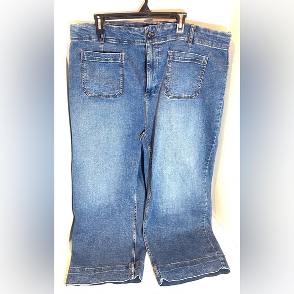 Bagatelle Jeans Women’s Blue Medium Wash High-Rise Cropped Wide Leg Size 22W - Picture 2 of 12